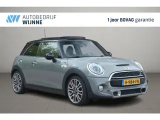 Mini Cooper S 192pk Chili Serious Business | JCW Pakket | Panoramadak | Keyless | Camera | Harman/ka