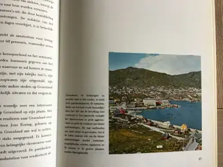 Boek v.Groenland speciaal land m.sneeuw ,eskimo,s,robben enz