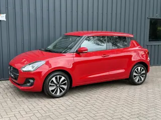 Suzuki Swift 1.0 Stijl Smart Hybrid 31.136 KM!/DEALER OND.!/APPLE CARPLAY!/