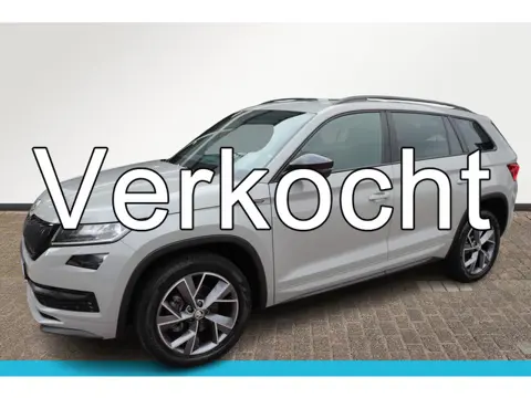 Škoda Kodiaq 1.5 TSI Sportline Business 7p. automaat, panoramadak, trekhaak, 19"lm, navigatie.