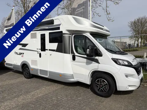 Elnagh Loft 532 9-traps Automaat, lengtebedden, elektrisch hefbed, face-to-face zit