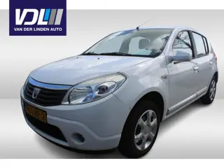 Dacia Sandero 1.2 Lauréate (bj 2010)