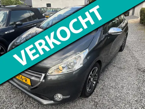 Peugeot 208 1.6 VTi Allure PANORAMADAK NAVIGATIE