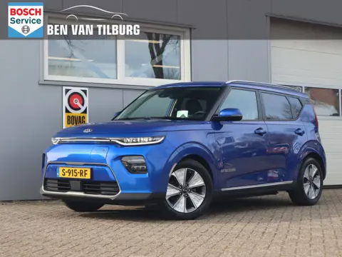 Kia e-Soul ExecutiveLine 64 kWh / Schuifdak / Stoelkoeling & Verwarming / H&K / Leder SOH 100%