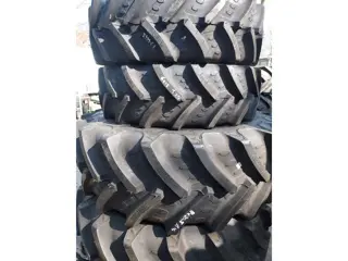 Bandenset BKT nieuw! (2x) 320/70/24 en (2x) 480/70/30