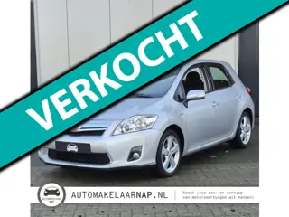 Toyota Auris 1.8 Full Hybrid Limited / Dealer onderhouden / Trekhaak /