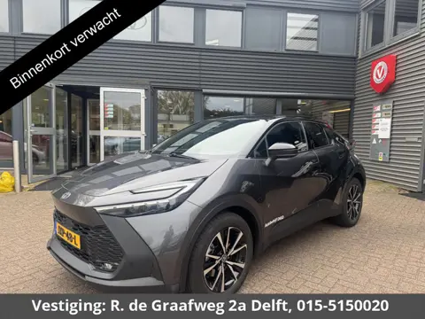 Toyota C-HR 2.0 Plug-in Hybrid 220 Dynamic | Stuur-/ & Stoelverwarming | Dodehoek detectie | Elektri