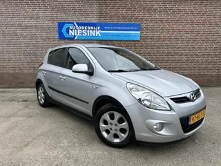 Hyundai i20 1.6i Airco/LM15 (bj 2010)