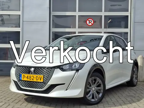 Peugeot e-208 EV Allure 50 kWh | SOH 95,1% | Apple Carplay/Android Auto | LM Velgen 16" | Cruise Con