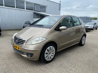 Mercedes-Benz A-klasse 170 Avantgarde Automaat / Airco / Navi / Cruise / Trekhaak