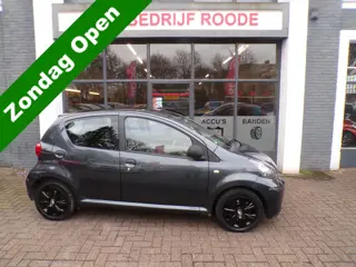 Toyota Aygo 1.0-12V 5-Drs Comfort AIRCO,NIEUWE APK !! ''ZONDAG OPEN''