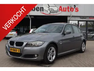 BMW 3-serie 318d Luxury Line | Schuif-Kanteldak | Leder | Bluetooth | Navigatie | Xenon