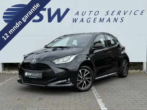 Toyota Yaris 1.5 Hybrid Dynamic | Trekhaak | CarPlay | ACC | Camera | Keyless | 16 inch