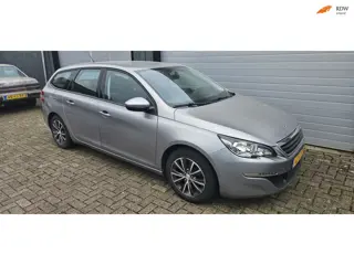 Peugeot 308 SW 1.2 e-THP Blue Lease (bouwt druk op)