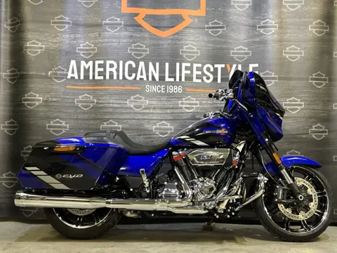 Harley-Davidson Touring Touring Street Glide CVO FLHXSE