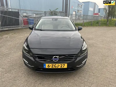 Volvo V60 2.4 D6 AWD Plug-In Hybrid Summum (Lees Advertentietekst!)