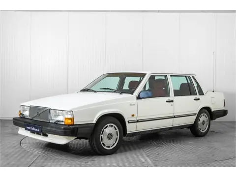 Volvo 740 2.3 GLE (bj 1984, automaat)