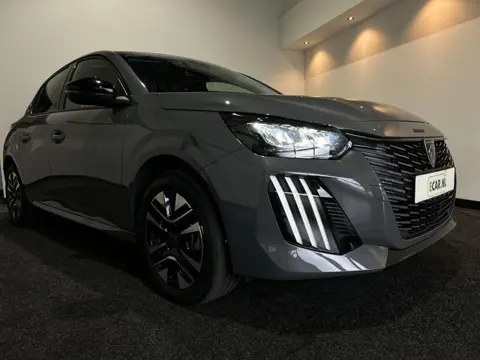 Peugeot e-208 EV Allure 50 kWh Warmtepomp | 3-fase lader | Apple carplay | SOH 99,9%