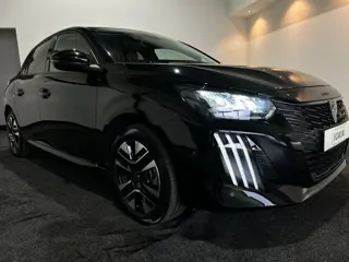 Peugeot e-208 EV Allure 50 kWh Warmtepomp | 3-fase lader | navigatie | achteruitrijcamera | SOH 99%