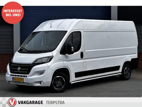 Fiat Ducato 33 2.3 MultiJet L3H2/ 3-Zitplaatsen voor/ Zij-Schuifdeur rechts/ Trekhaak/ Camera/ 15'' 