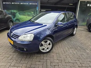 Volkswagen Golf 1.6 FSI Trendline | 3E EIGENAAR | 12MND GARANTIE | AIRCO | CRUISE | LMV |