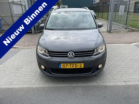 Volkswagen Touran 1.4 TSI Cross Ketting turbo en waterpomp pas vervangen nl auto met nap zie foto’s