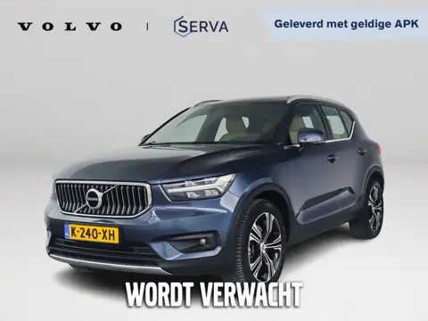 Volvo XC40 B4 Inscription | Panoramadak | Park assist | Cruise control | Elektrische stoelen