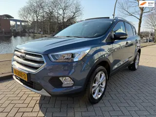 Ford Kuga 1.5 EcoBoost Titanium_PANORAMADAK_NETTE AUTO_PRIMA_STAAT!!!