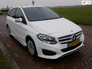 Mercedes-Benz B-klasse 220 d Ambition AUT. AC ** EX POLICE MARGE CAR **