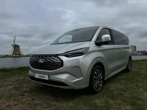 Ford E-Tourneo Custom 340 L2H1 Titanium X 65 kWh 218pk | Leer | 8-zits | B&O | 2x electr. schuifdeur