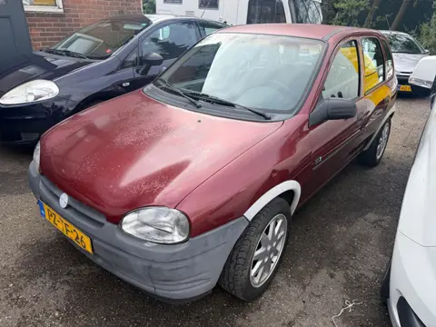 Opel Corsa 1.2i Eco met weinig kilometers 62000 km