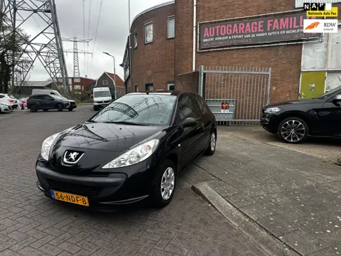 Peugeot 206 + 1.1 XR