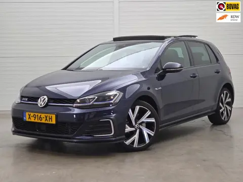 Volkswagen Golf 1.4 TSI PHEV GTE+vitrual+Led+Pano-dak+navigatie+camera+stoel- verw+18"lmv+2 X oplaad