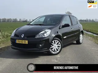 Renault Clio 1.2 TCE Rip Curl I Airco I All season banden I Trekhaak