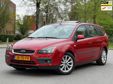 Ford Focus Wagon 2.0-16V Rally Edition|SCHUIFDAK|AIRCO|CRUISE|INRUILKOOPIE