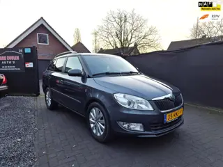 Skoda Fabia Combi 1.2 TSI Ambition Airco Cruise Trekhaak ( Nieuwe distributie ketting )
