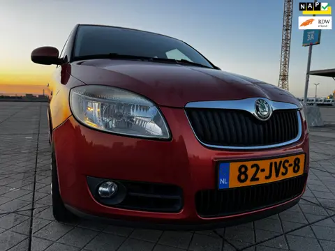 Skoda Fabia 1.2-12V Tour CLIMA CRUISE TREKHAAK DEALEROND NAP