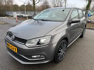 Volkswagen POLO 1.2 TSI Highline Navigatie PDC Cruise control Lounge