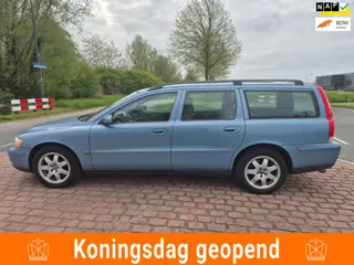 Volvo V70 2.4