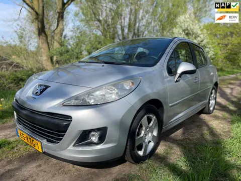 Peugeot 207 1.6 VTi Première/Navi/P.sensor/Cruise/Clima/APK!