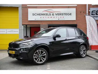 BMW X5 xDrive30d High Executive 7-pers / M-sport / Pano / Trekhaak / Acc / Leer Dash / Dealer ond /