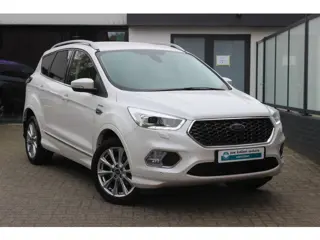 Ford Kuga 1.5i EcoBoost 150pk Vignale Navi, Camera, Winterpack, EL Trekhaak, Leer, Sony Audio,