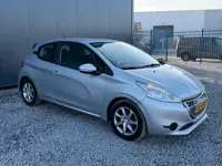 Peugeot 208 1.4 e-HDi Active AUTOMAAT!CLIMA!CARPLAY!