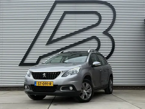 Peugeot 2008 1.2 PureTech Blue Lion 2e Eigenaar|Navi|Pano|Trekhaak|Airco|Cruise|PDC|Carplay|N.A.P|AP