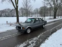 BMW 3-serie E21 318i BAUR 5 versnellingen