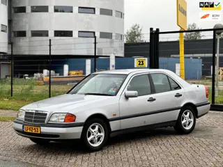 Mercedes-Benz C-klasse 180 Sport/AUTOMAAT/APK 02-05-2027|INRUILTJE