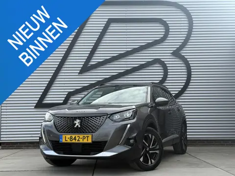 Peugeot 2008 1.2 PureTech Allure Pack 1e Eigenaar|Navi|Carplay|Camera|Trekhaak|Clima|Cruise|LED Kopl
