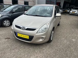 Hyundai I20 1.2i i-Drive uniek 20.000 km