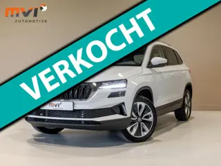 Skoda Karoq 1.5 TSI ACT Business Edition / 150pk / Achteruitrij camera / Stoelverwarming / Adaptieve