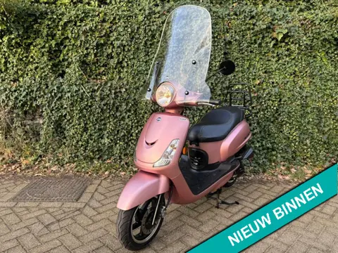 SYM Fiddle 2 E4 Rose Gold Windscherm Drager BETAAL met in3